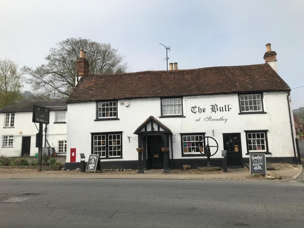 Bull Inn Reading Buitenkant foto